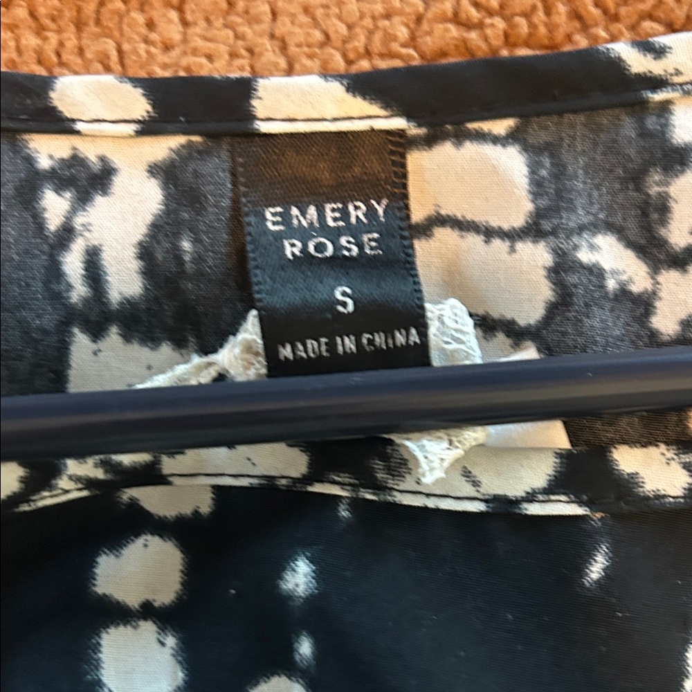 Navy and White Women's Top - Picture 4 of 9